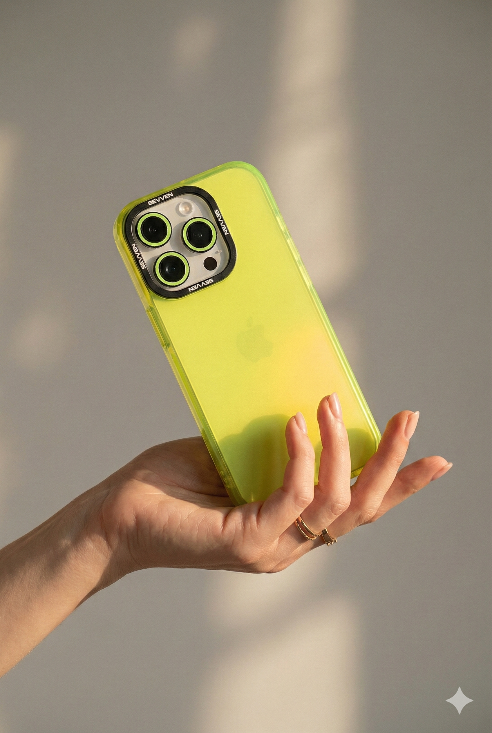 Carcasa + protector de cámara para iPhone Amarillo flúor