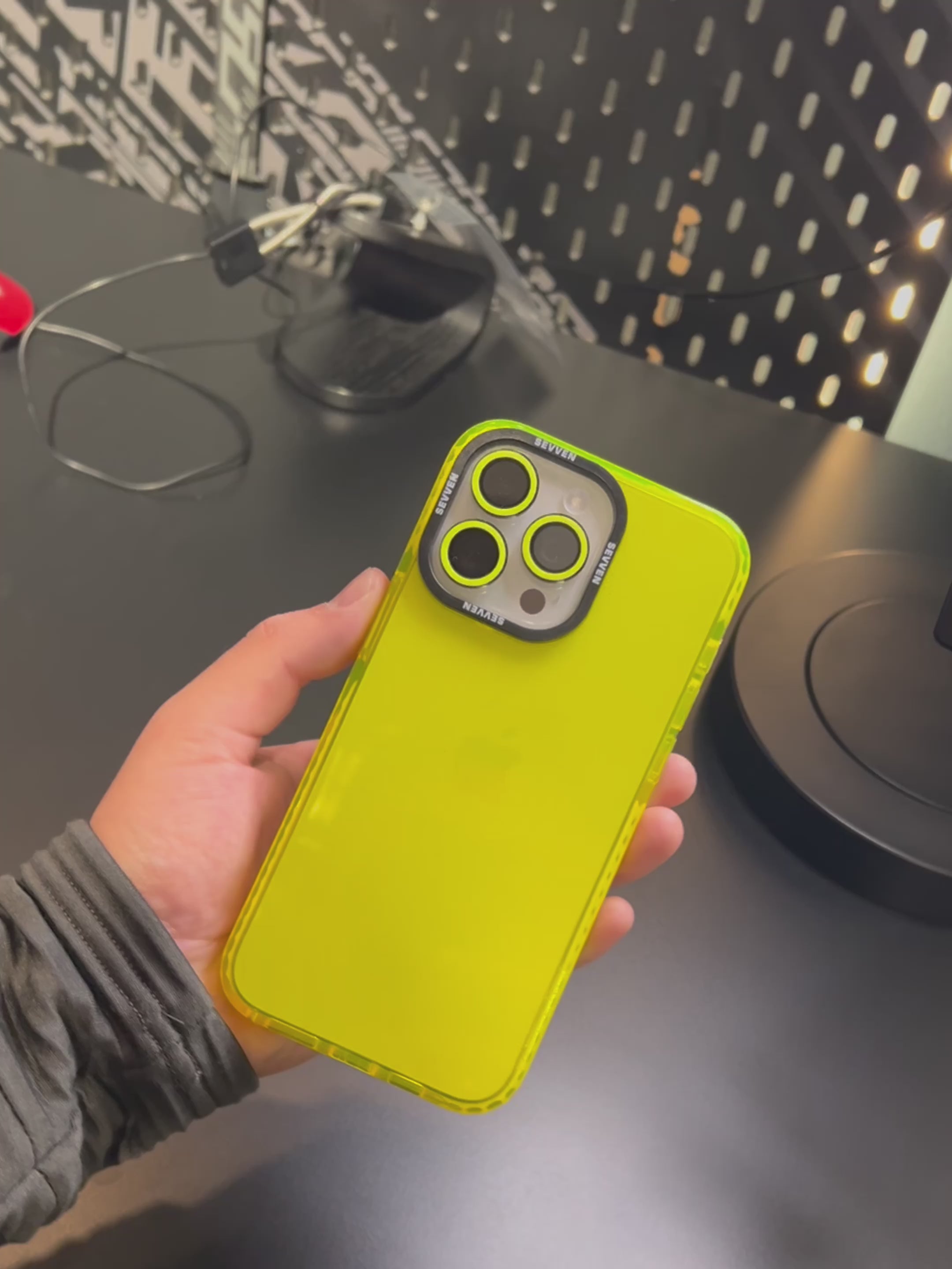 Carcasa + protector de cámara para iPhone Amarillo flúor